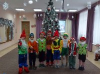 Новогодние праздники в детском саду  